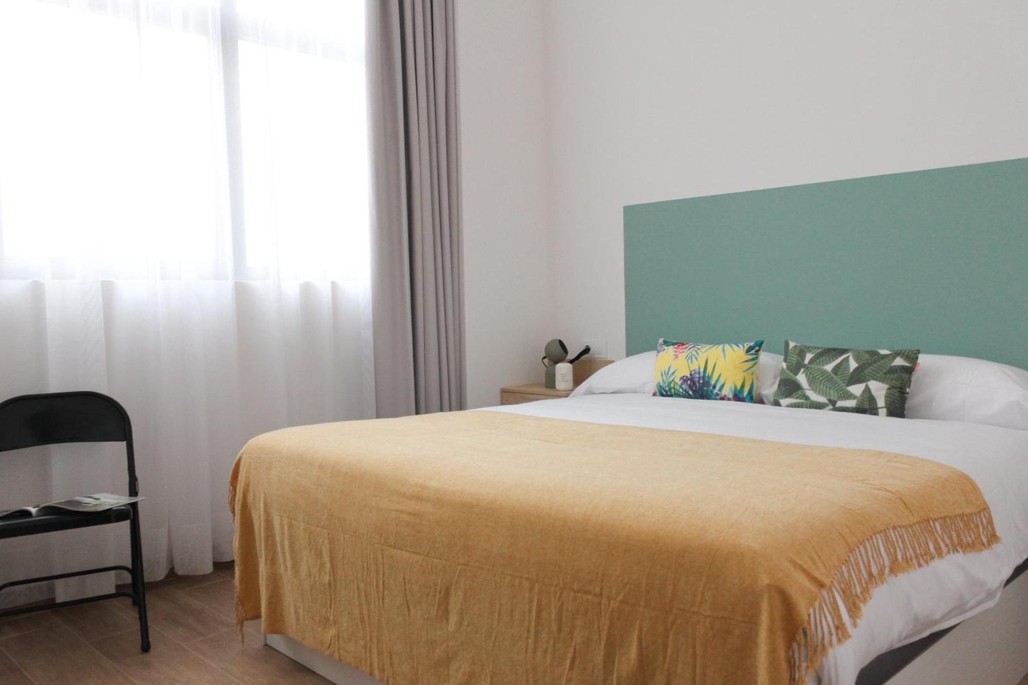 Monkeys Apartments Miraflores Sevilla Bagian luar foto